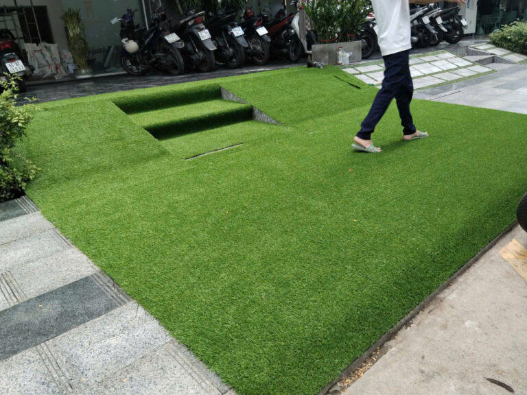 Thảm cỏ nhân tạo tại khu dân cư Vạn Phúc City